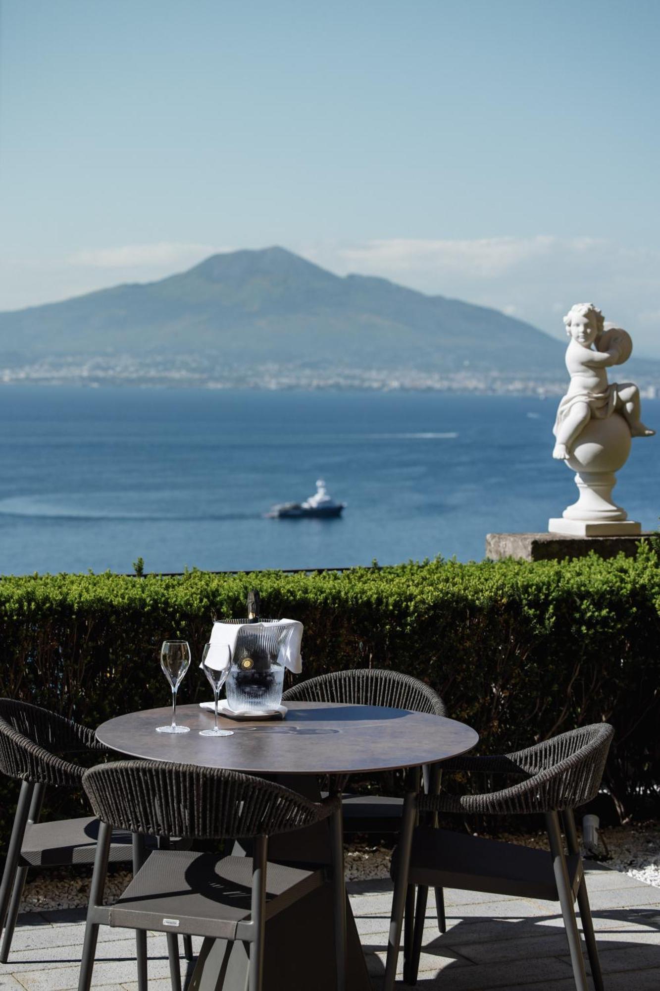 Grand Hotel Angiolieri Vico Equense Exterior foto